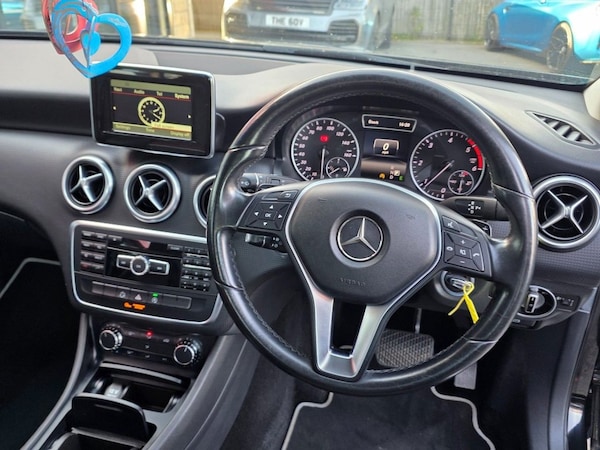 Used Mercedes-Benz A-Class 2015 for sale - 76245283: Photo 6