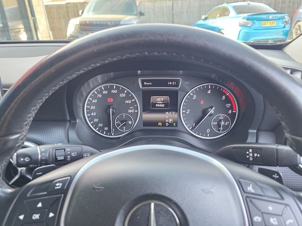 Used Mercedes-Benz A-Class 2015 for sale - 76245283: Photo 7