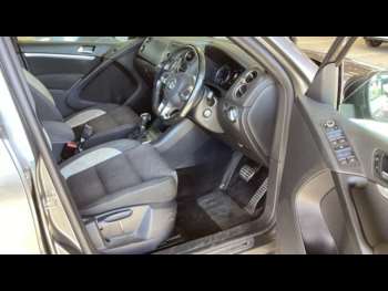 Used Volkswagen Tiguan 2015 for sale - 74947826: Photo
