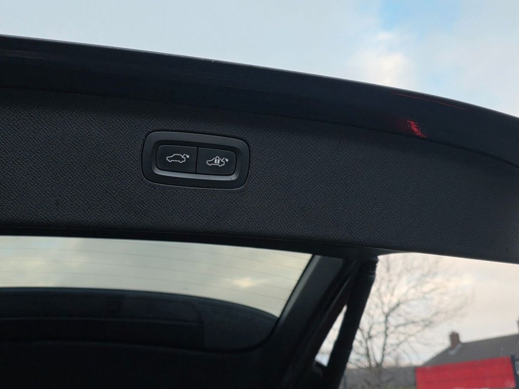 Used Volvo XC90 2018 for sale - 76570332: Photo 28