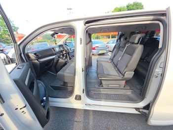 Used Toyota PROACE CITY Verso 2019 for sale - 78977786: Photo