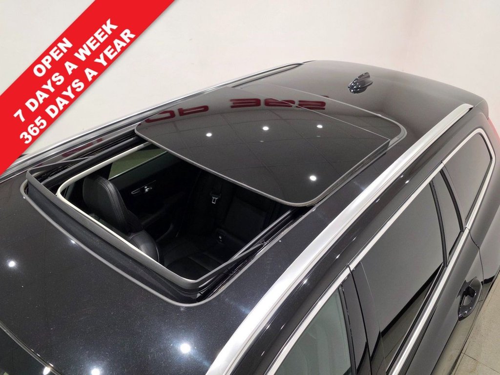 Used Volvo V60 2018 for sale - 76632512: Photo 2