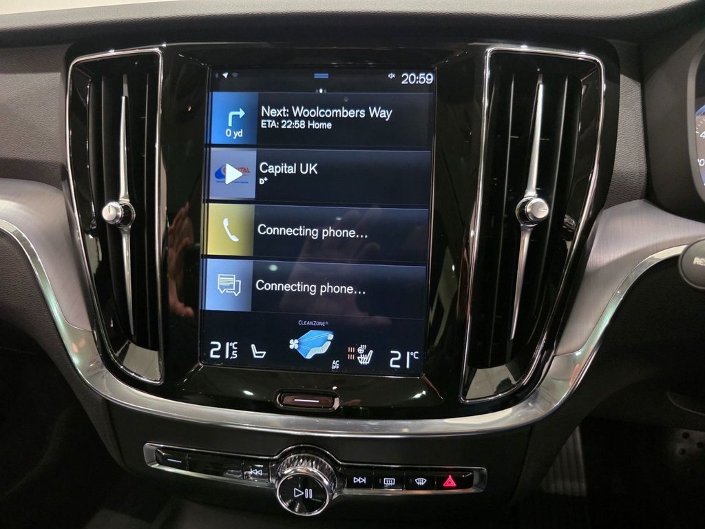 Used Volvo V60 2018 for sale - 76632512: Photo 20