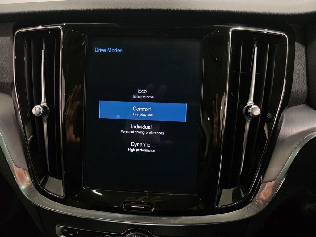 Used Volvo V60 2018 for sale - 76632512: Photo 22