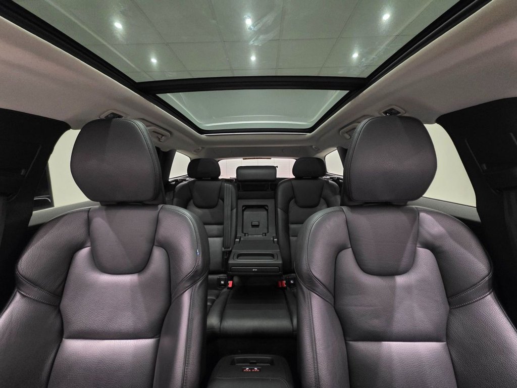 Used Volvo V60 2018 for sale - 76632512: Photo 8