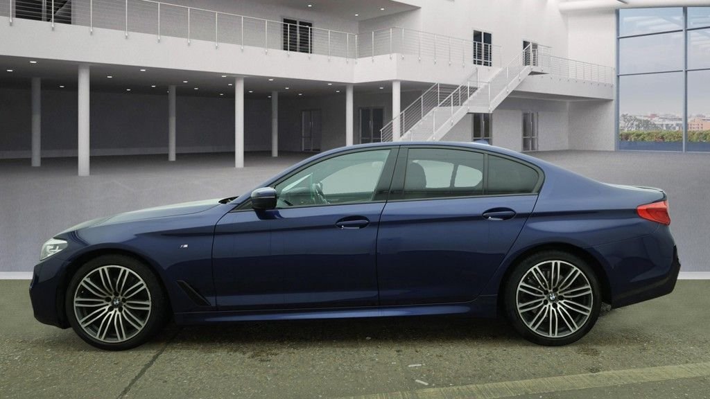 Used BMW 5 Series 2018 for sale - 77710882: Photo 10