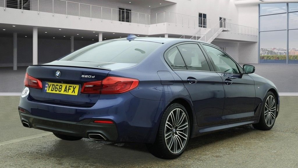 Used BMW 5 Series 2018 for sale - 77710882: Photo 11