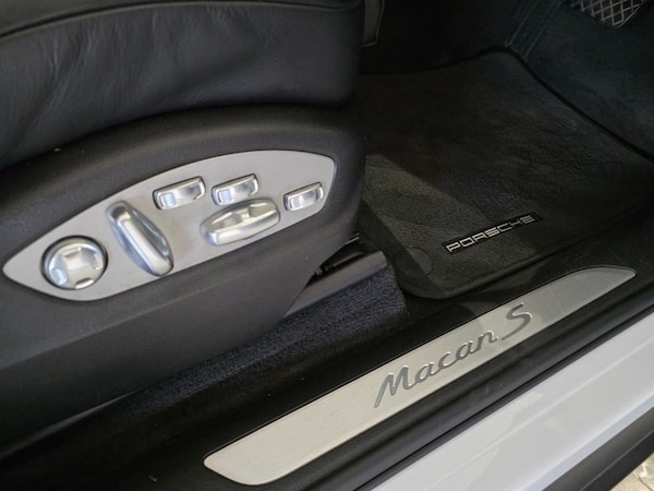 Used Porsche Macan 2017 for sale - 75628307: Photo 14