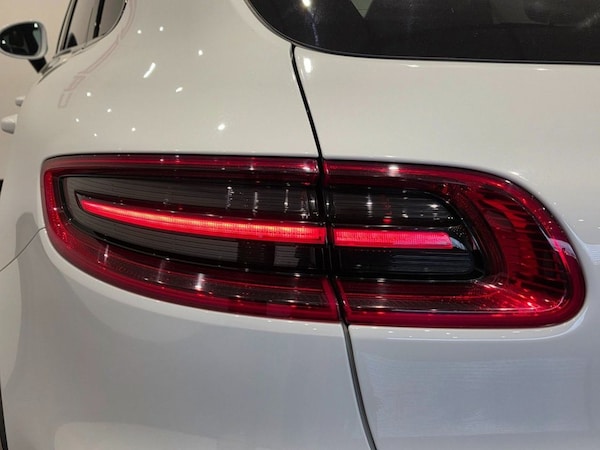 Used Porsche Macan 2017 for sale - 75628307: Photo 22