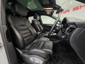 Used Porsche Macan 2017 for sale - 75628307: Photo