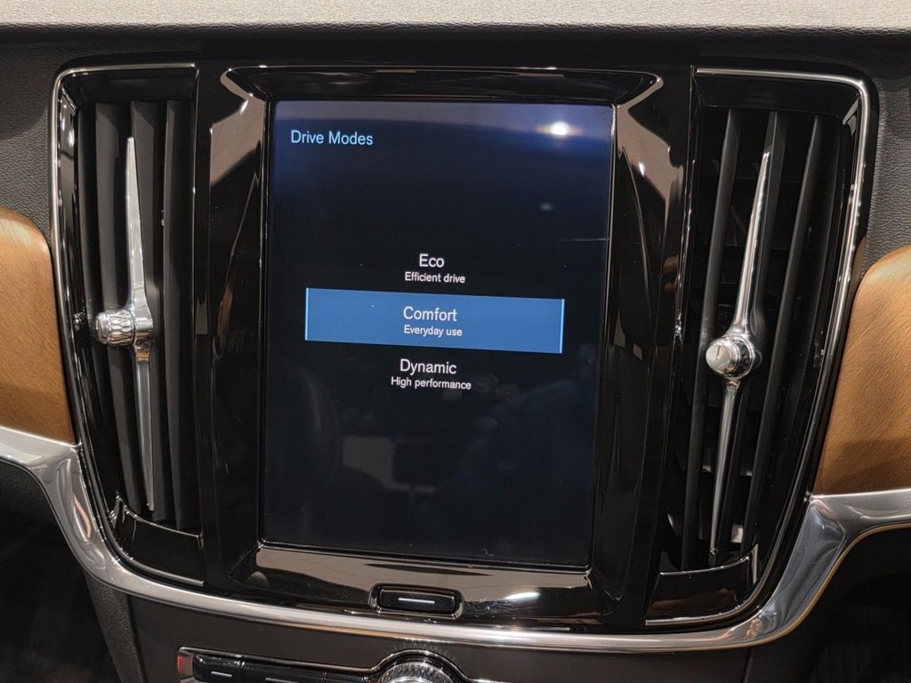 Used Volvo V90 2018 for sale - 76356851: Photo 23