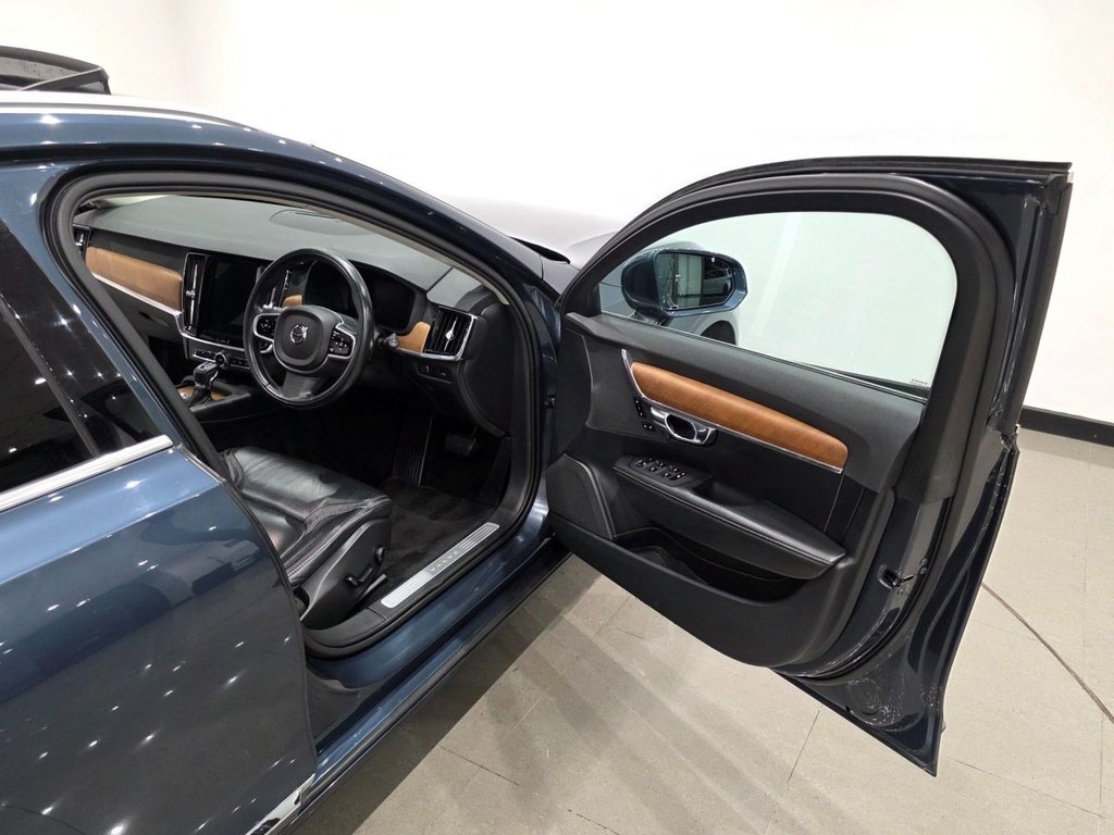 Used Volvo V90 2018 for sale - 76356851: Photo 38
