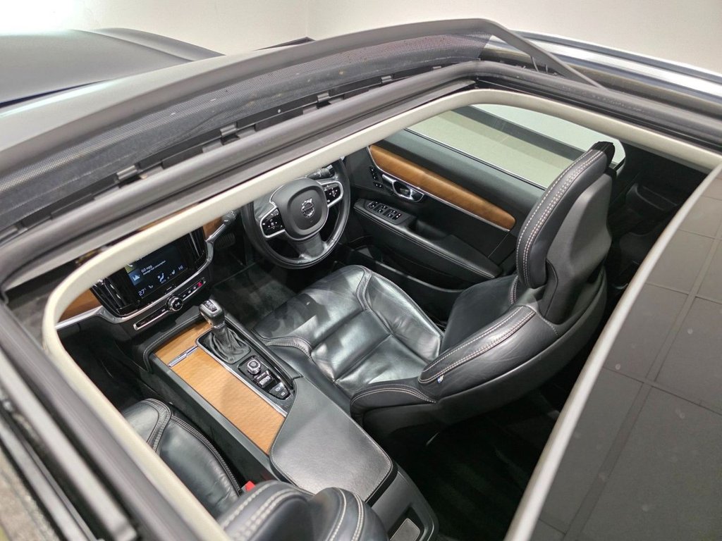 Used Volvo V90 2018 for sale - 76356851: Photo 46