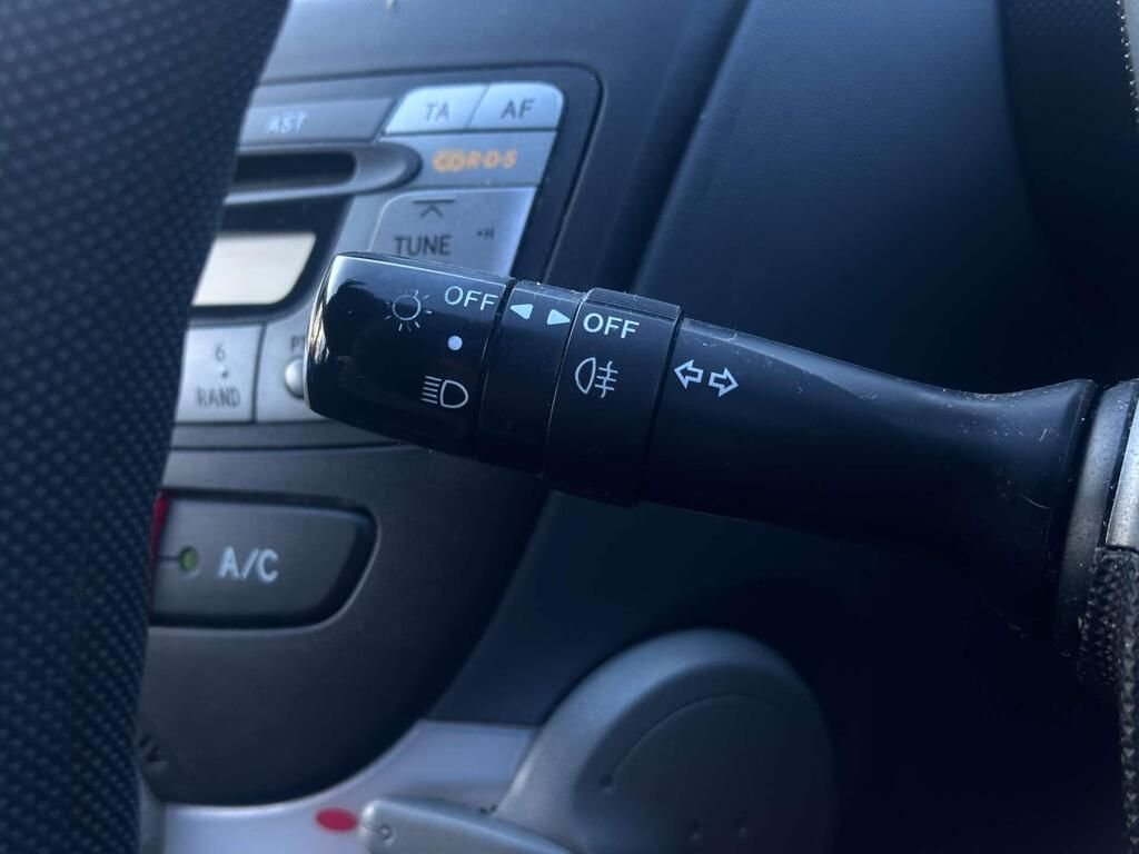 Used Toyota AYGO 2010 for sale - 76783948: Photo 10