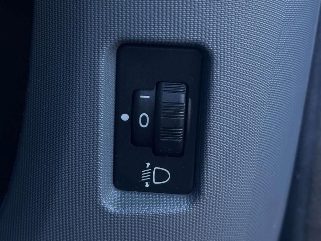 Used Toyota AYGO 2010 for sale - 76783948: Photo 13