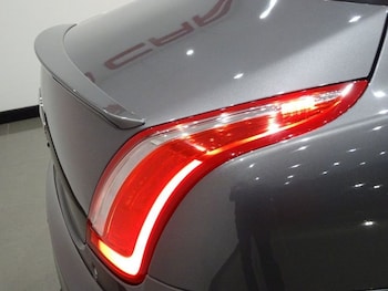 Used Jaguar XJ 2016 for sale - 77401338: Photo