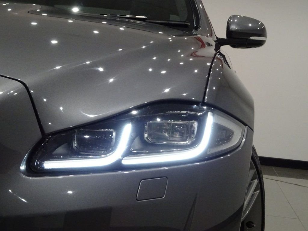 Used Jaguar XJ 2016 for sale - 77401338: Photo 4