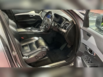 Used Volvo XC90 2017 for sale - 75548935: Photo