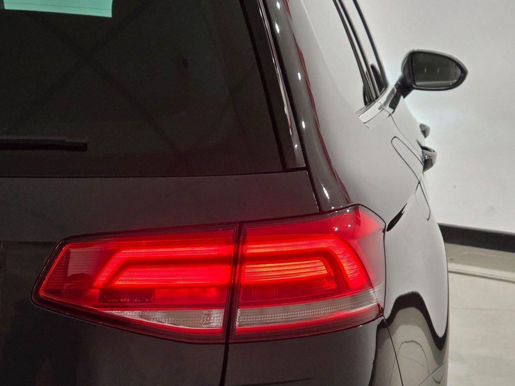 Used Volkswagen Passat 2017 for sale - 76291581: Photo 32