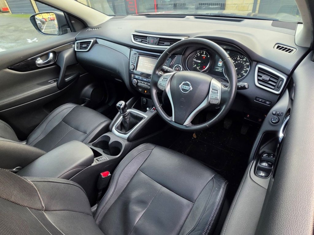 Used Nissan Qashqai 2015 for sale - 76654933: Photo 10