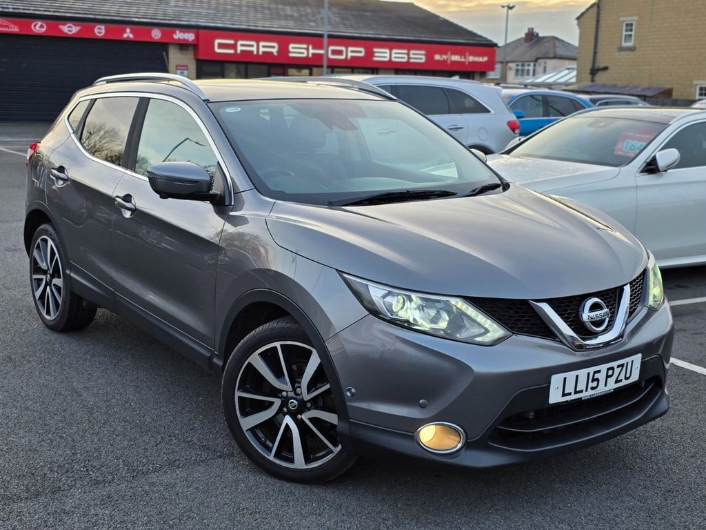 Used Nissan Qashqai 2015 for sale - 76654933: Photo 2