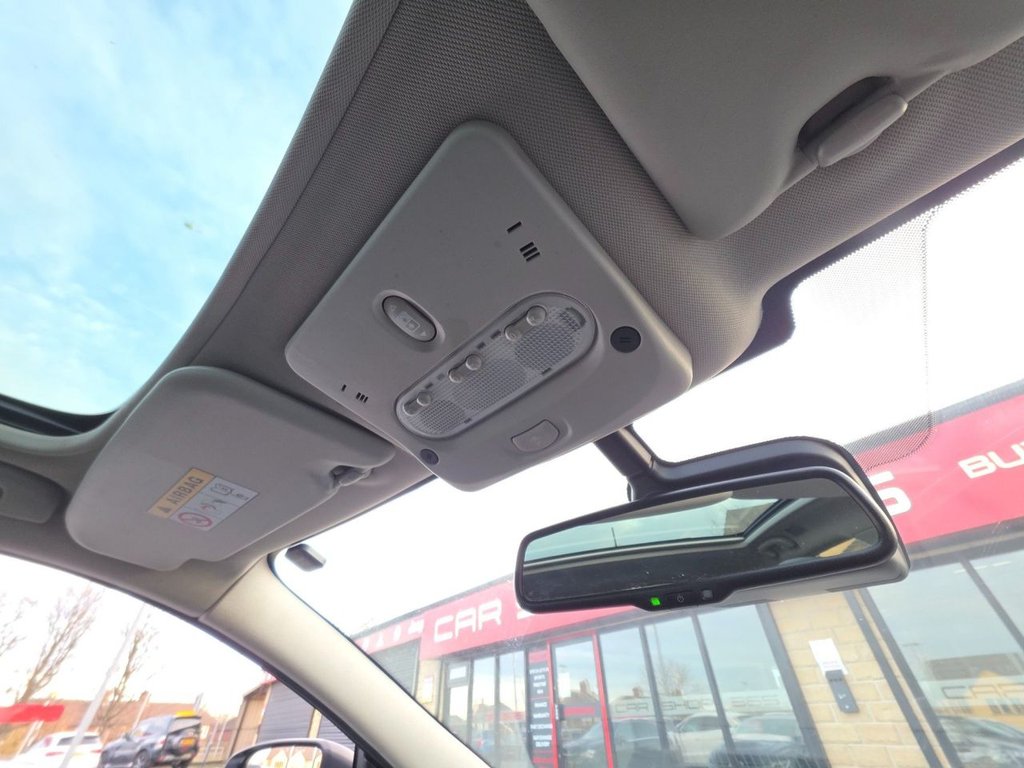 Used Nissan Qashqai 2015 for sale - 76654933: Photo 30