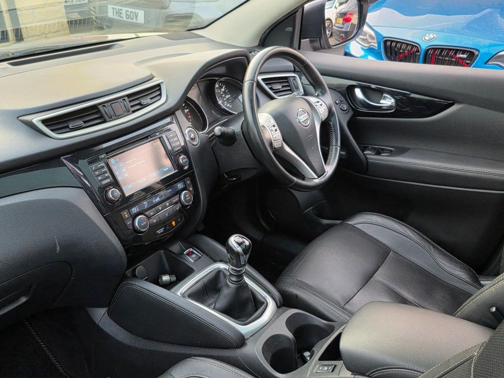 Used Nissan Qashqai 2015 for sale - 76654933: Photo 48