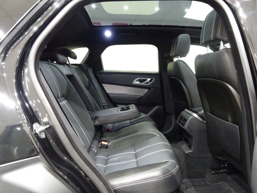Used Land Rover Range Rover Velar 2018 for sale - 76710889: Photo 4