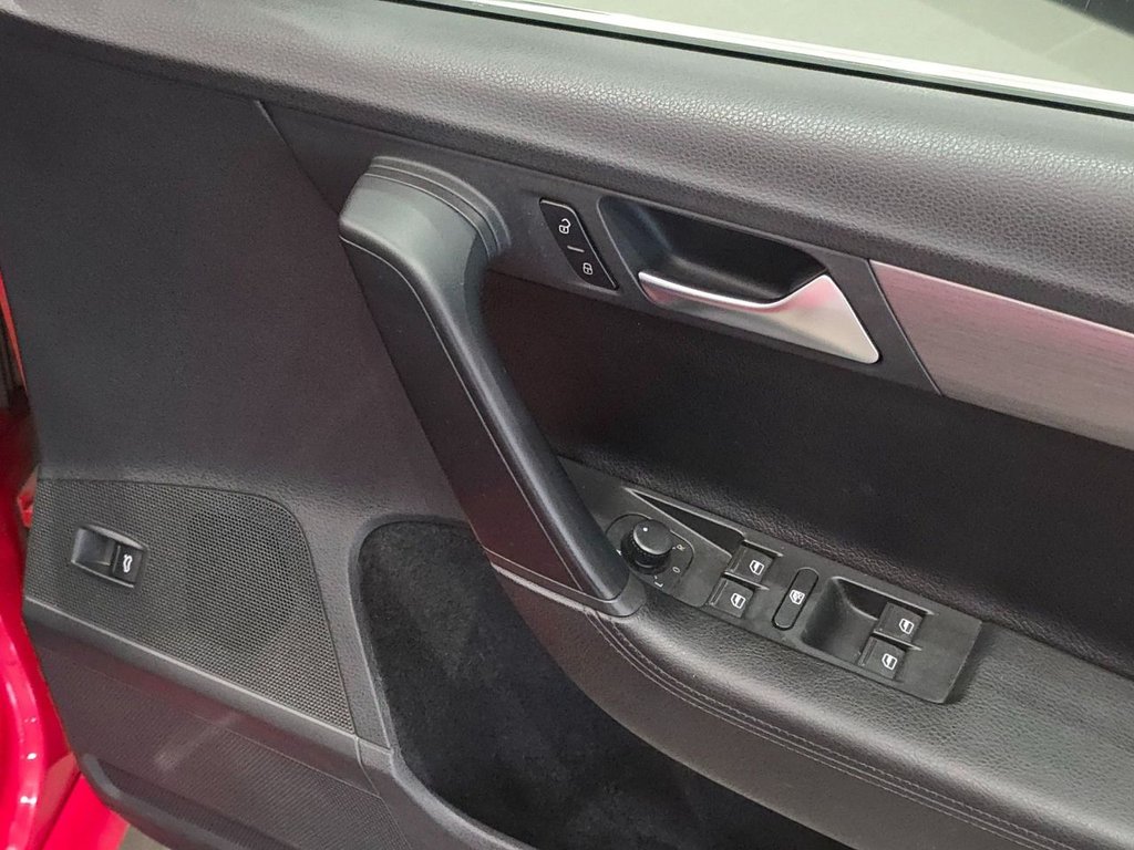 Used Volkswagen Passat 2014 for sale - 77161891: Photo 18