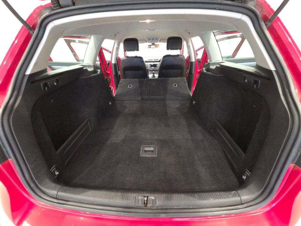 Used Volkswagen Passat 2014 for sale - 77161891: Photo 22