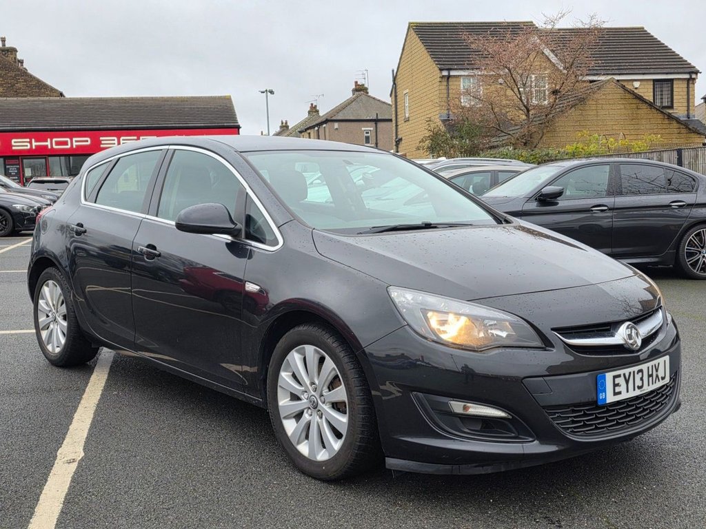 Used Vauxhall Astra 2013 for sale - 76724795: Photo 2