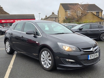 Used Vauxhall Astra 2013 for sale - 76724795: Photo