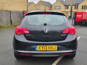 Used Vauxhall Astra 2013 for sale - 76724795: Photo