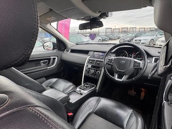 Used Land Rover Discovery Sport 2015 for sale - 77437159: Photo