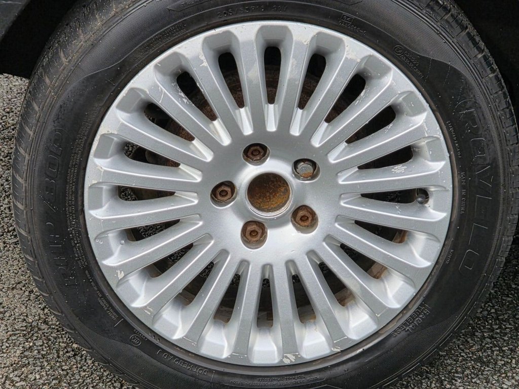 Used Ford Focus 2010 for sale - 77048868: Photo 16