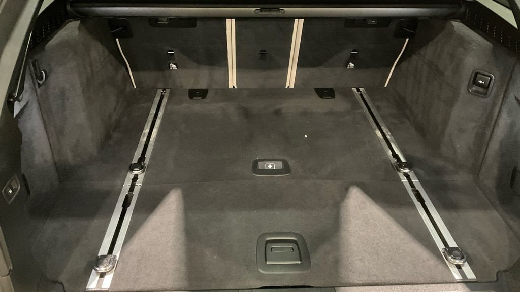 Used BMW 5 Series 2018 for sale - 77205399: Photo 11