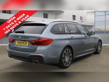 Used BMW 5 Series 2018 for sale - 77205399: Photo