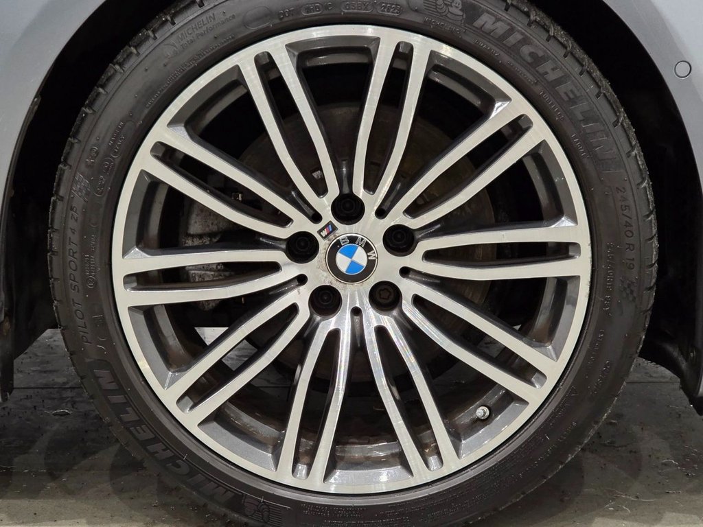 Used BMW 5 Series 2018 for sale - 77205399: Photo 31