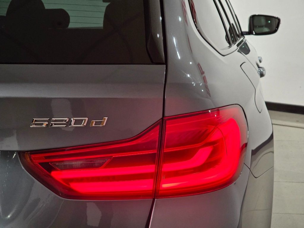 Used BMW 5 Series 2018 for sale - 77205399: Photo 33