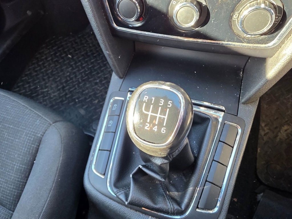 Used Skoda Superb 2014 for sale - 76376000: Photo 9