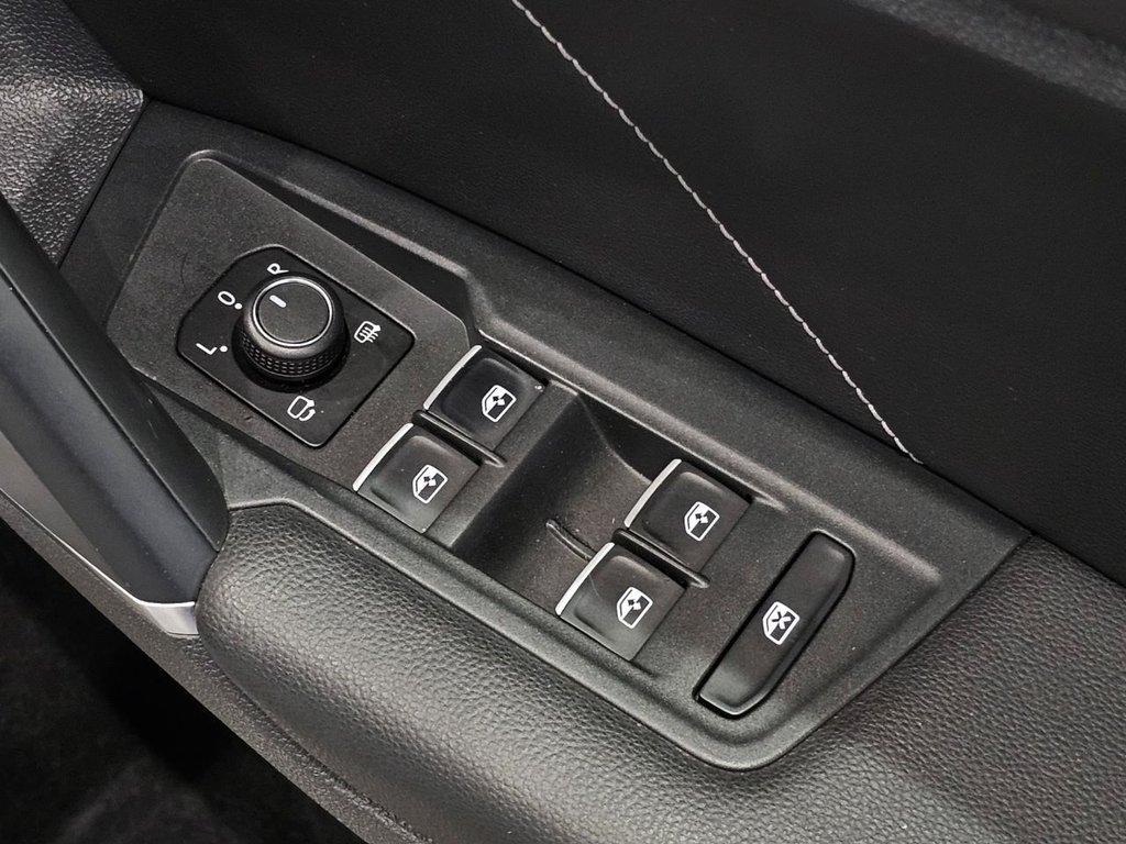 Used Volkswagen Tiguan 2018 for sale - 76496099: Photo 42