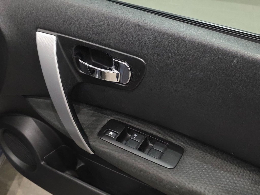 Used Nissan Qashqai 2008 for sale - 76356308: Photo 26