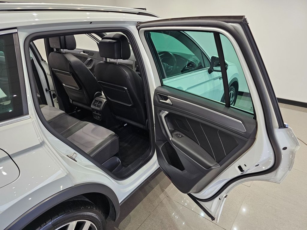 Used Volkswagen Tiguan 2018 for sale - 76724452: Photo 38