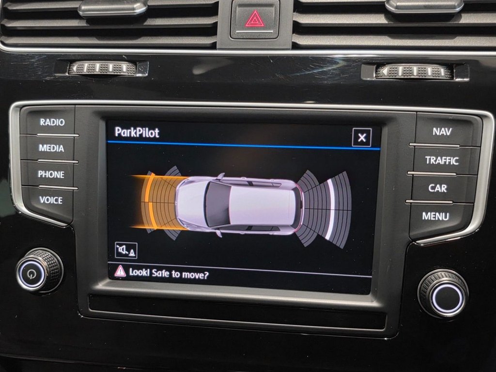 Used Volkswagen Golf 2016 for sale - 75998389: Photo 23
