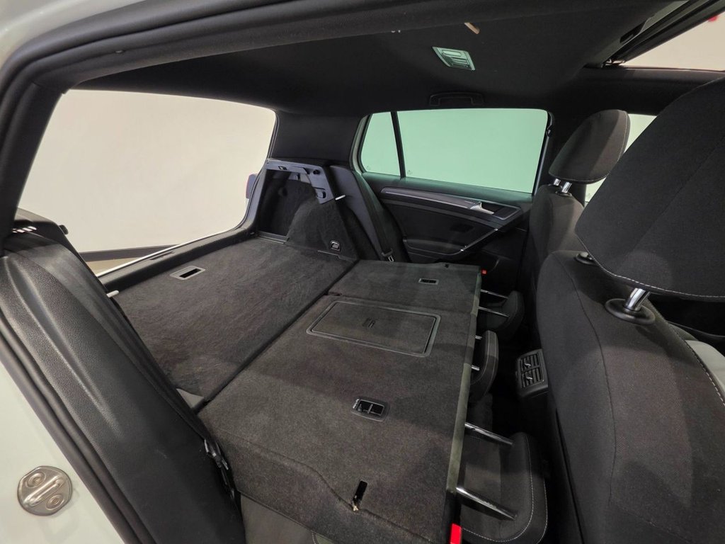 Used Volkswagen Golf 2016 for sale - 75998389: Photo 28