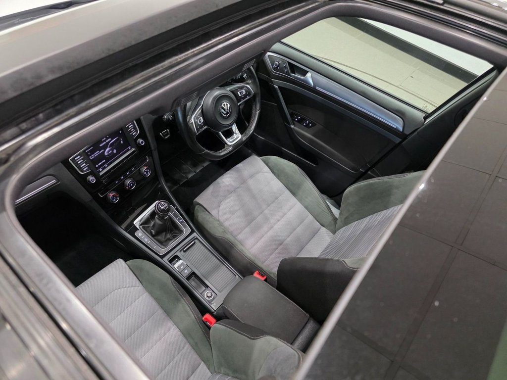 Used Volkswagen Golf 2016 for sale - 75998389: Photo 30