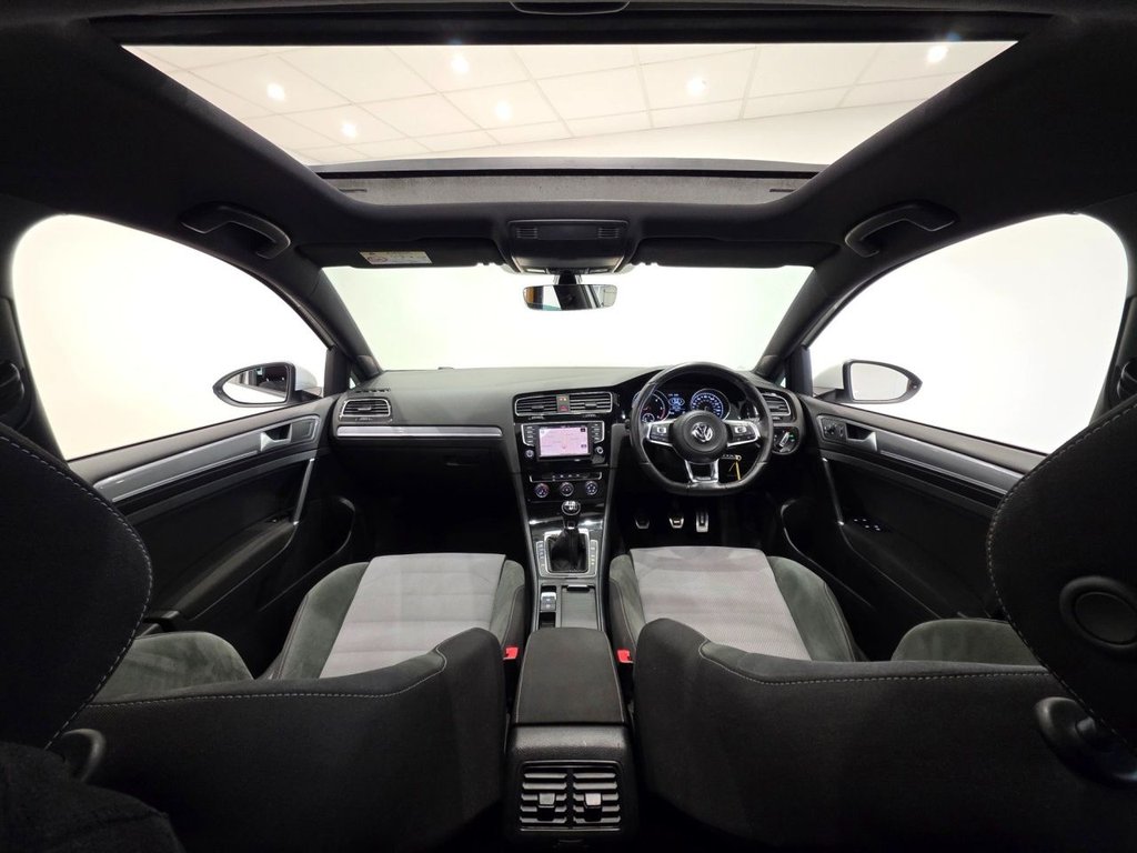 Used Volkswagen Golf 2016 for sale - 75998389: Photo 6