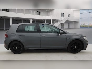 Used Volkswagen Golf 2018 for sale - 78017836: Photo