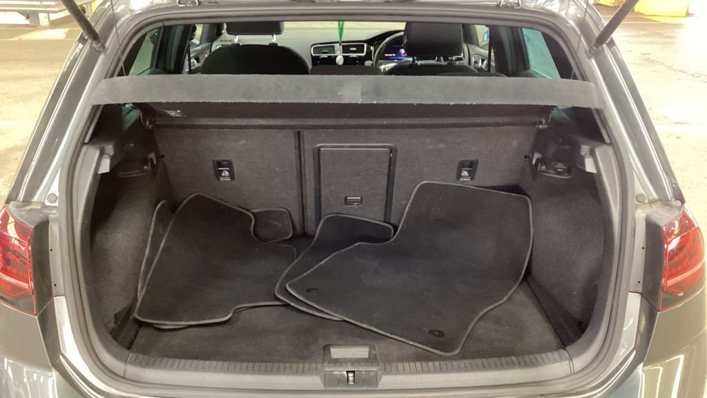 Used Volkswagen Golf 2018 for sale - 78017836: Photo 8