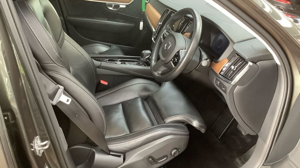 Used Volvo S90 2019 for sale - 77981625: Photo 5